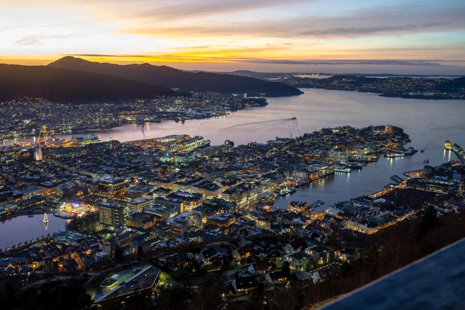 Heimby - 3 Bedroom - Live Stylish In Center Bergen